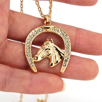 hzew hot müük Hobuseraua crystal ja hobune kulla värvi ripats kaelakee hobune kingitus